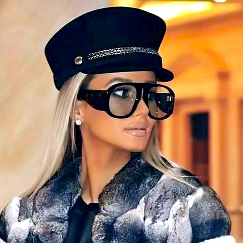 Black/Gray Lux Fashion Sunglasses